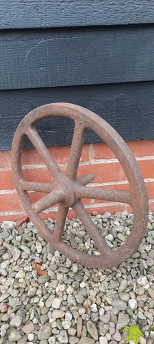 Antique cast iron wheelbarrow - iron,