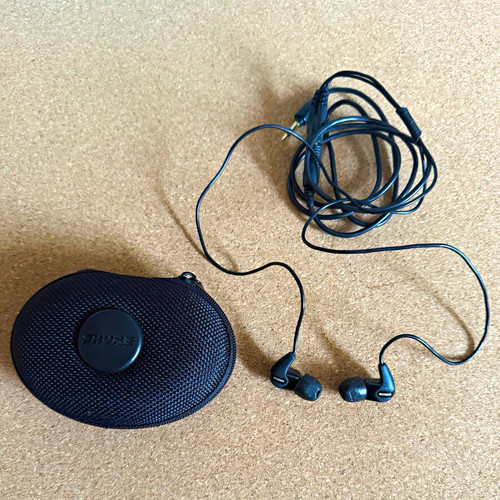 Shure se210 wired ear - shure,