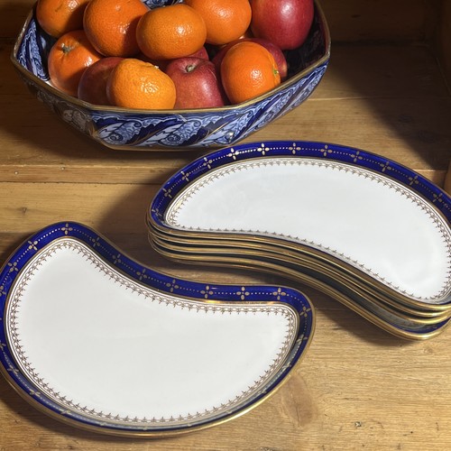 Set wedgwood crescent - of,