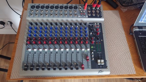 Peavey pv14 mixing - pv14, desk