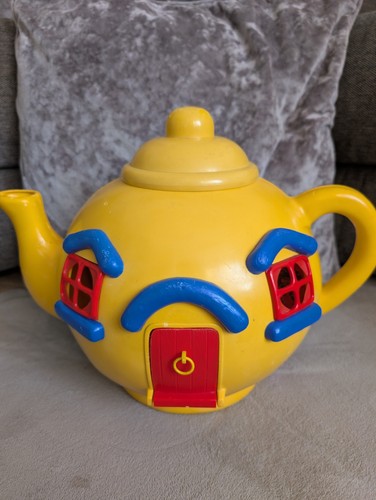 Bluebird big yellow - bluebird, teapot