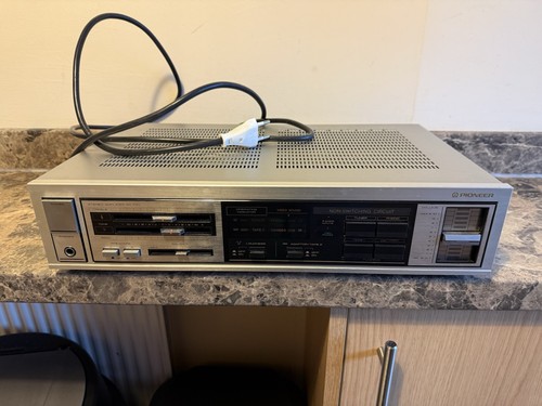 Pioneer stereo amplifier - pioneer,
