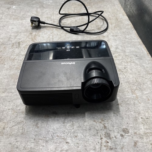 Focus projector in2124 - in,