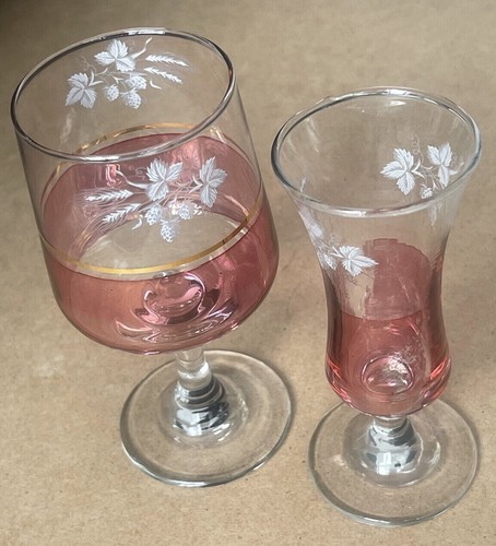 Exquisite etched cranberry - etched,