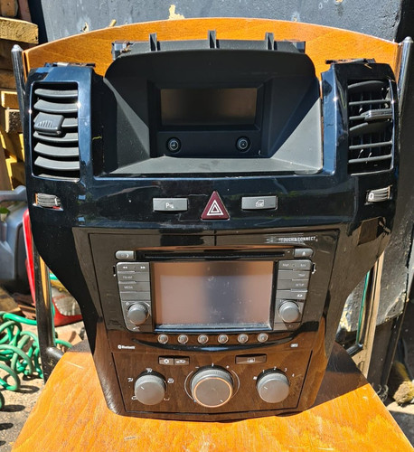 Vauxhall touch and connect - vauxhall,
