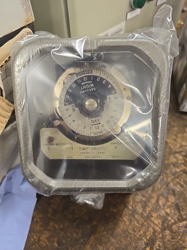 Sangamo weston time switch - sangamo,