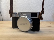 Fujifilm X100V 26.1 MP compact camera Fuji X100 - silver - 15700 shots