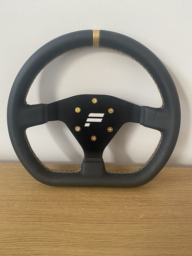 Fanatec podium r300 leather - podium,