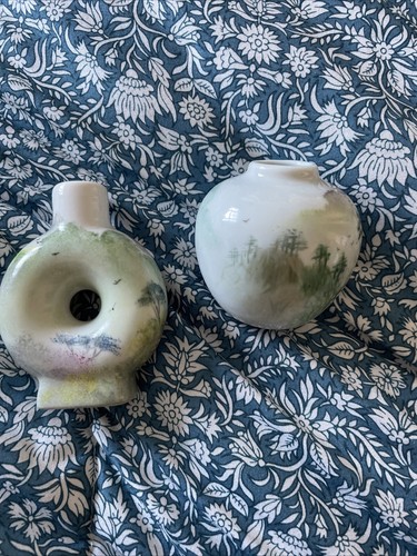 Two small chinese - two,