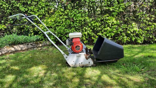 Honda cylinder lawnmower - cylinder,