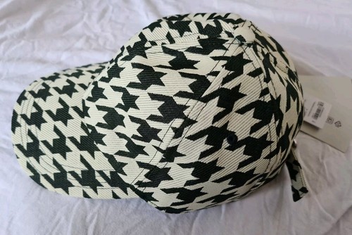 Burberry ivory and green - ivory,