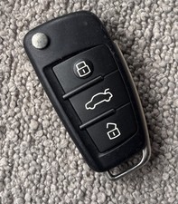 GENUINE AUDI 3 BUTTON REMOTE