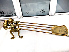 LARGE ANTIQUE VINTAGE SOLID BRASS BALL & CLAW FIRESIDE COMPANION SET & FIRE DOG