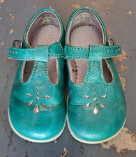 START RITE toddler t-bar patent leather shoes, uk 4F Used