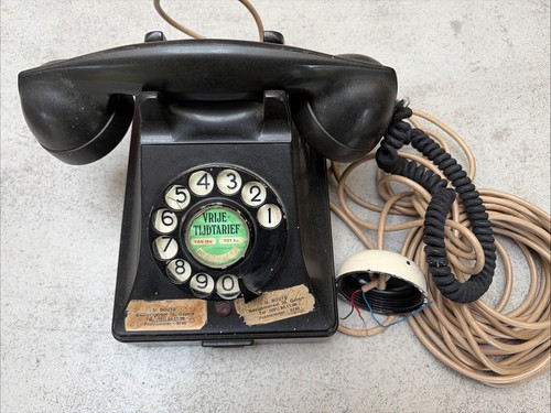 Vintage flemish bakelite phone - flemish,