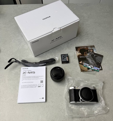 Fujifilm digital camera - fujifilm,