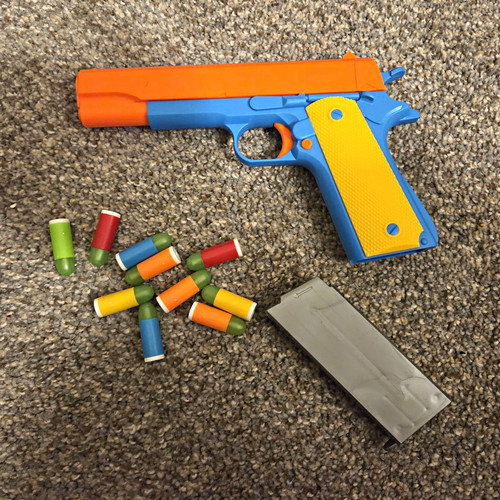Soft bullet blaster pistol - pistol, toy