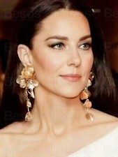 Zara Statement Kate Kate's Bafta Baftas Gold cascading flower flowers earrings