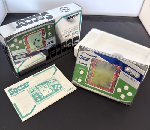 Gakken soccer lcd card - soccer,