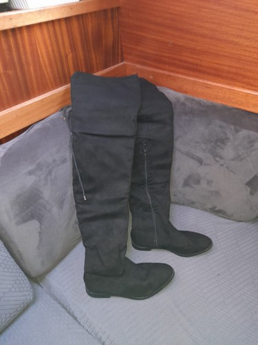 Thigh length black - length, boots
