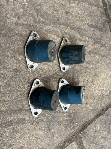 Yamaha rhass engine mounts set - yamaha,