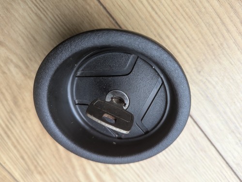 Ford escort mk4 petrol cap - petrol,