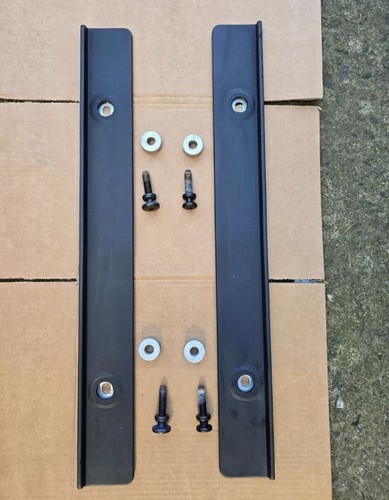 Caddy floor fixing - (maxi),