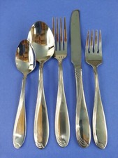 5 Piece Oneida Scroll Flatware Set Stainless Steel