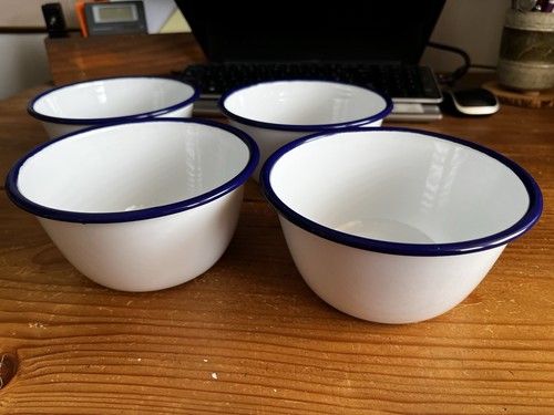 White enamel bowls 15cm - bowls,