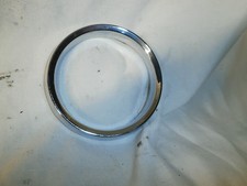 SUZUKI GSX1400 2002 -07 SPEEDOMETER SPEEDO TRIM  CHROME BEZEL 34193-42F00 SCREWS