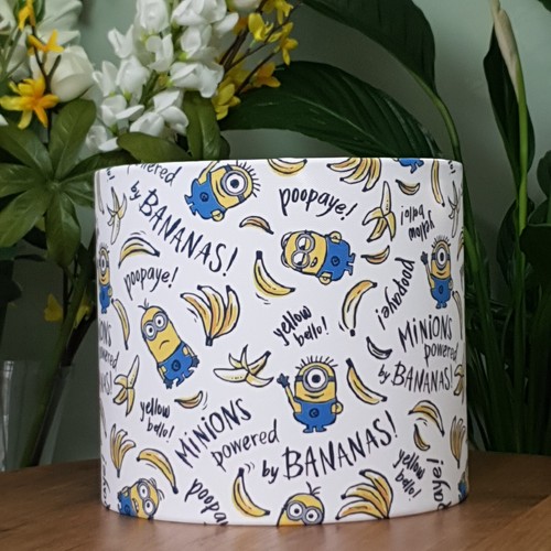 Minions banana despicable - banana, me