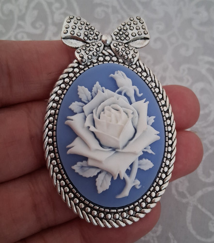 Large rose cameo - large,