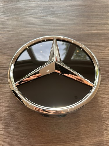 Mercedes benz grill - mercedes-benz, badge