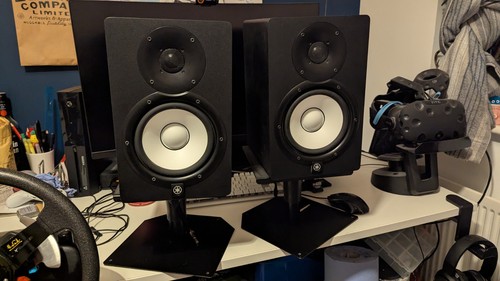 Yamaha hs7 speakers - yamaha,