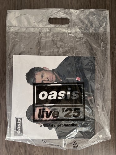 Oasis live tour book - live, 25