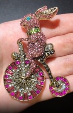 Riding Bike Rabbit Brooch Fashion Rhinestone Party Animal Pin Women Jewelry Gift
