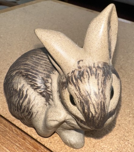 Poole pottery rabbit - poole,