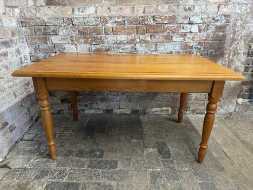 Farmhouse pine dining table - farmhouse,