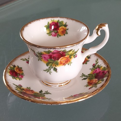 Royal albert old country - country, roses