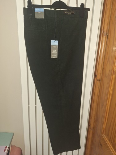 New men green 44 waist - m&s,