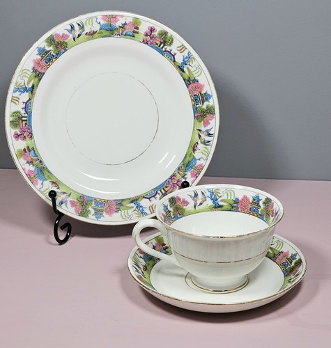 Vintage crown chelsea china - crown,