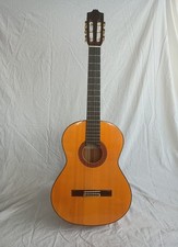 Alhambra 7 F cip.  Flamenco Guitar with Hard Case.