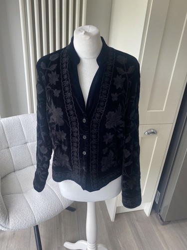 Zara black velvet embroidered - zara,