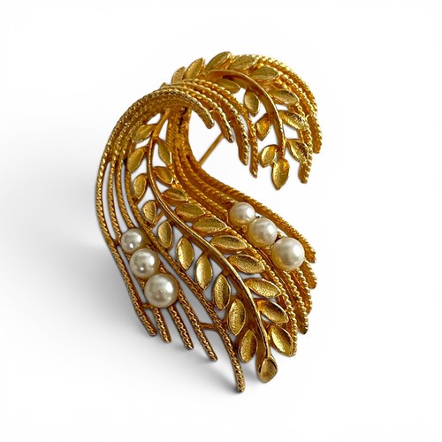 Vintage lisner feather - lisner,