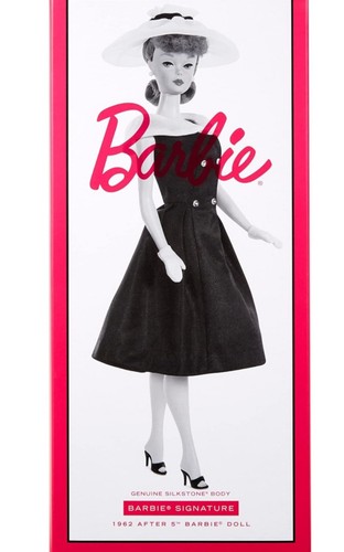 1962 signature barbie doll - signature,