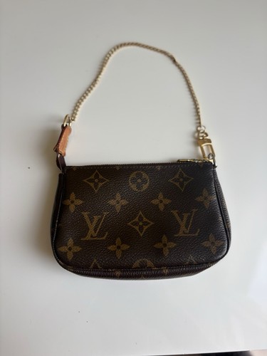 Louis vuitton mini pochette - louis,