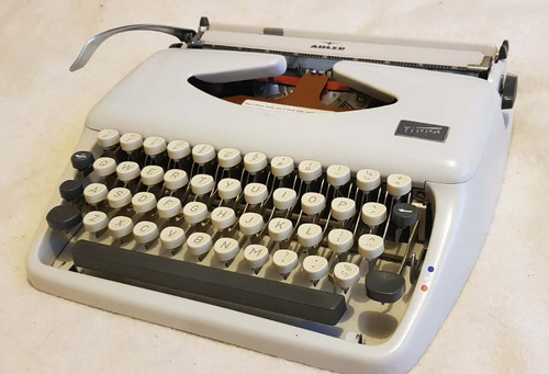 Vintage adler tippa - vintage,