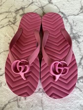 Gucci GG Logo Chevron women