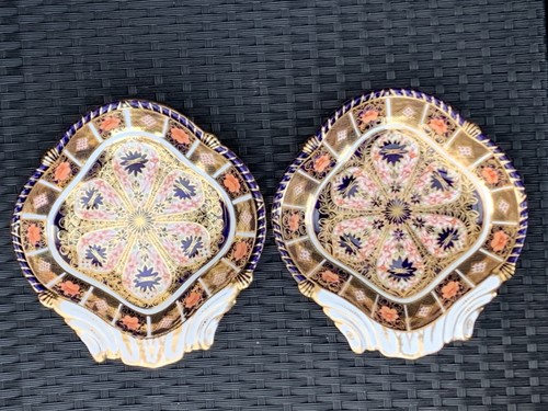 Pair large royal crown - pair,