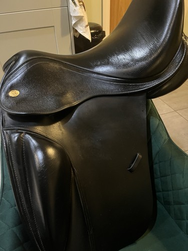 Xxw kent masters dressage - kent,